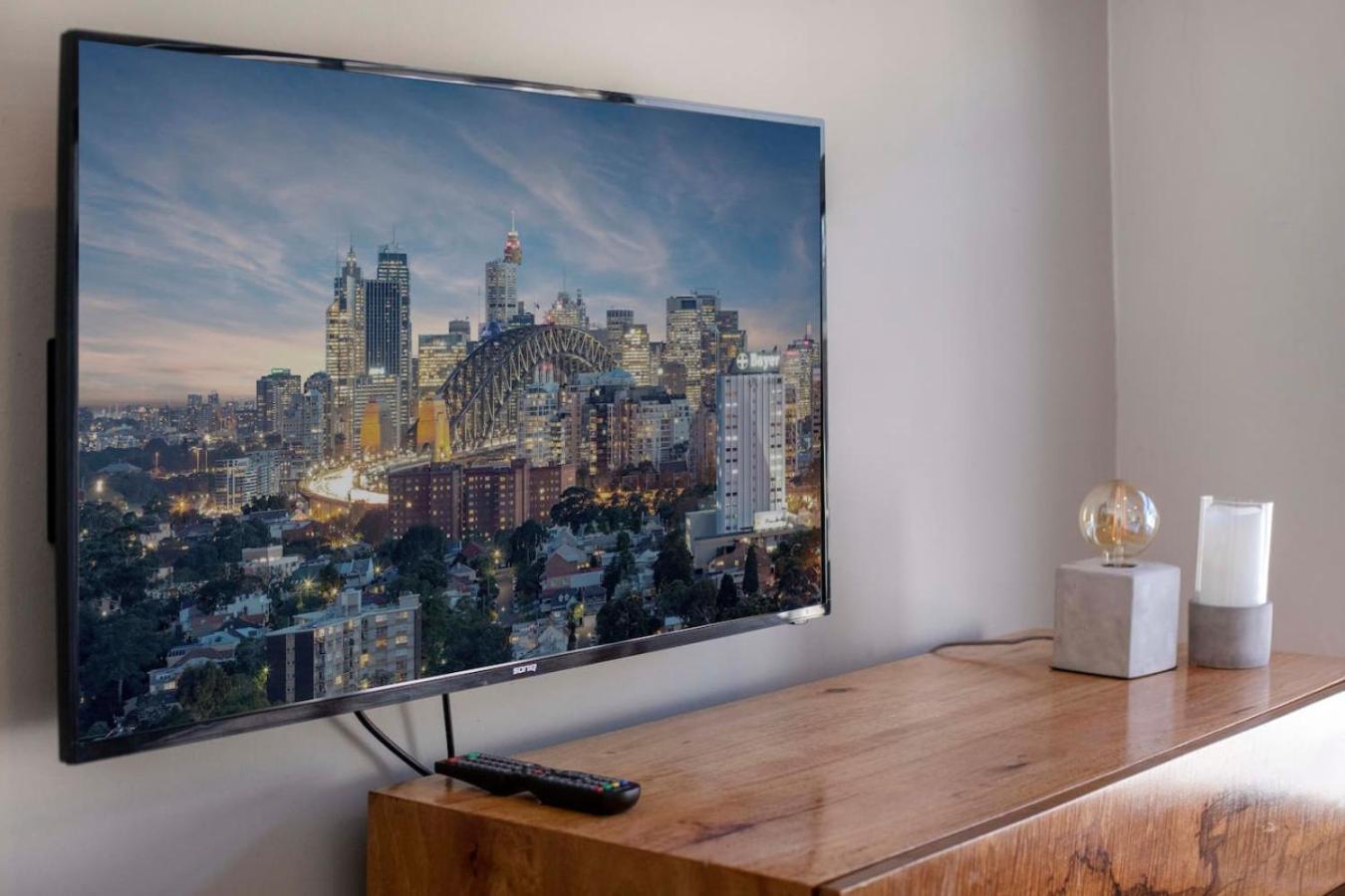 Parkside 1 Bedroom Home, Whisper Quiet Apartment